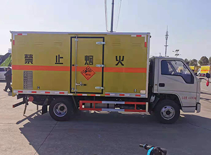 遂宁爆破器材运输车