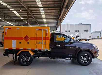 遂宁爆破器材运输车
